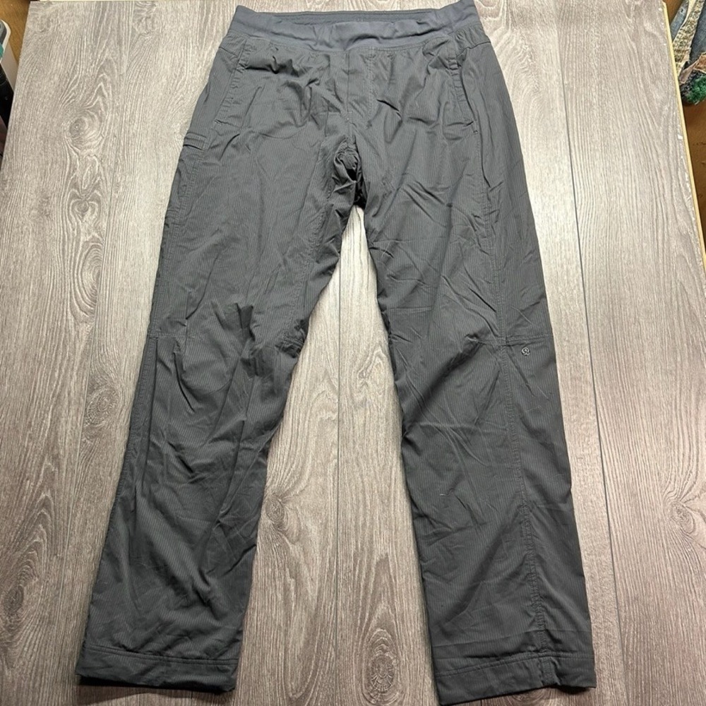Lululemon Womens XL Grey Pinstripe Cargo Hiking Athletic Pants Wide Waistband